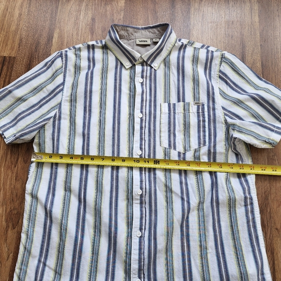 Vans Short Sleeve Button Down Casual Striped Shirt Size M - Picture 8 of 10